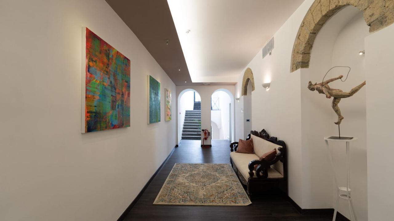 Отель Palazzo Cappuccini Art Relais Неаполь Экстерьер фото