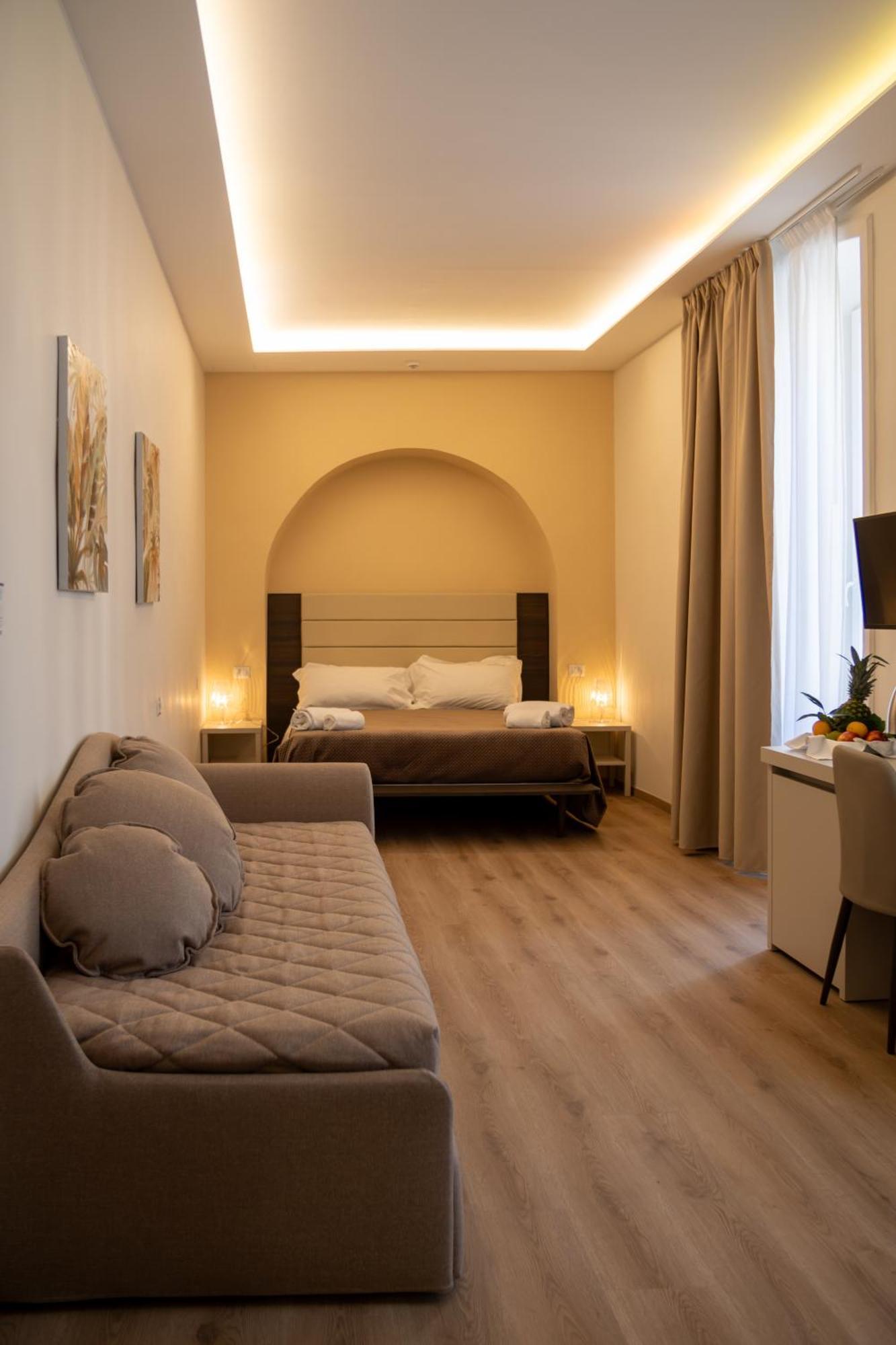 Отель Palazzo Cappuccini Art Relais Неаполь Экстерьер фото